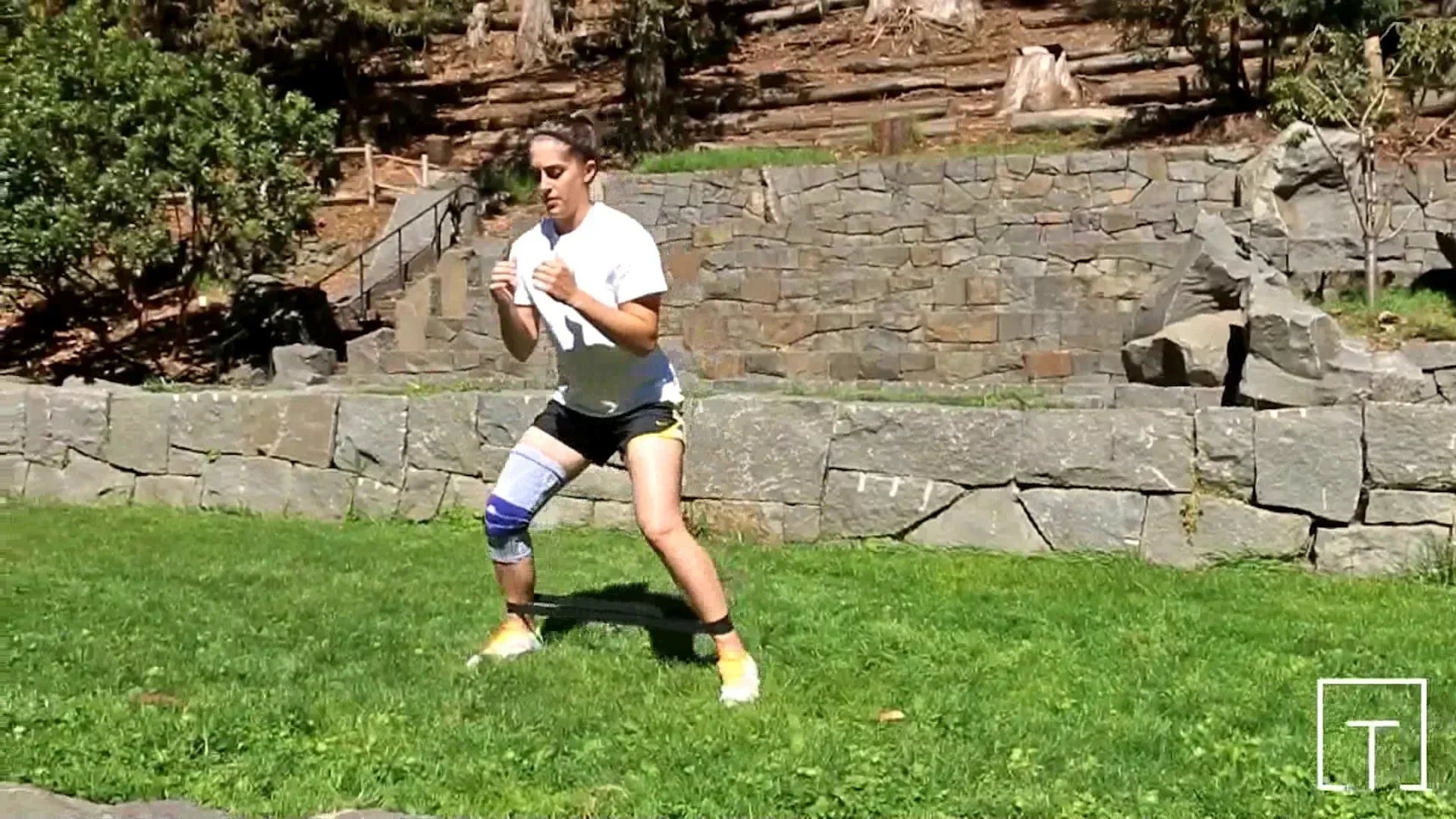 Banded Side Shuffle Workout - Bauerfeind United Kingdom